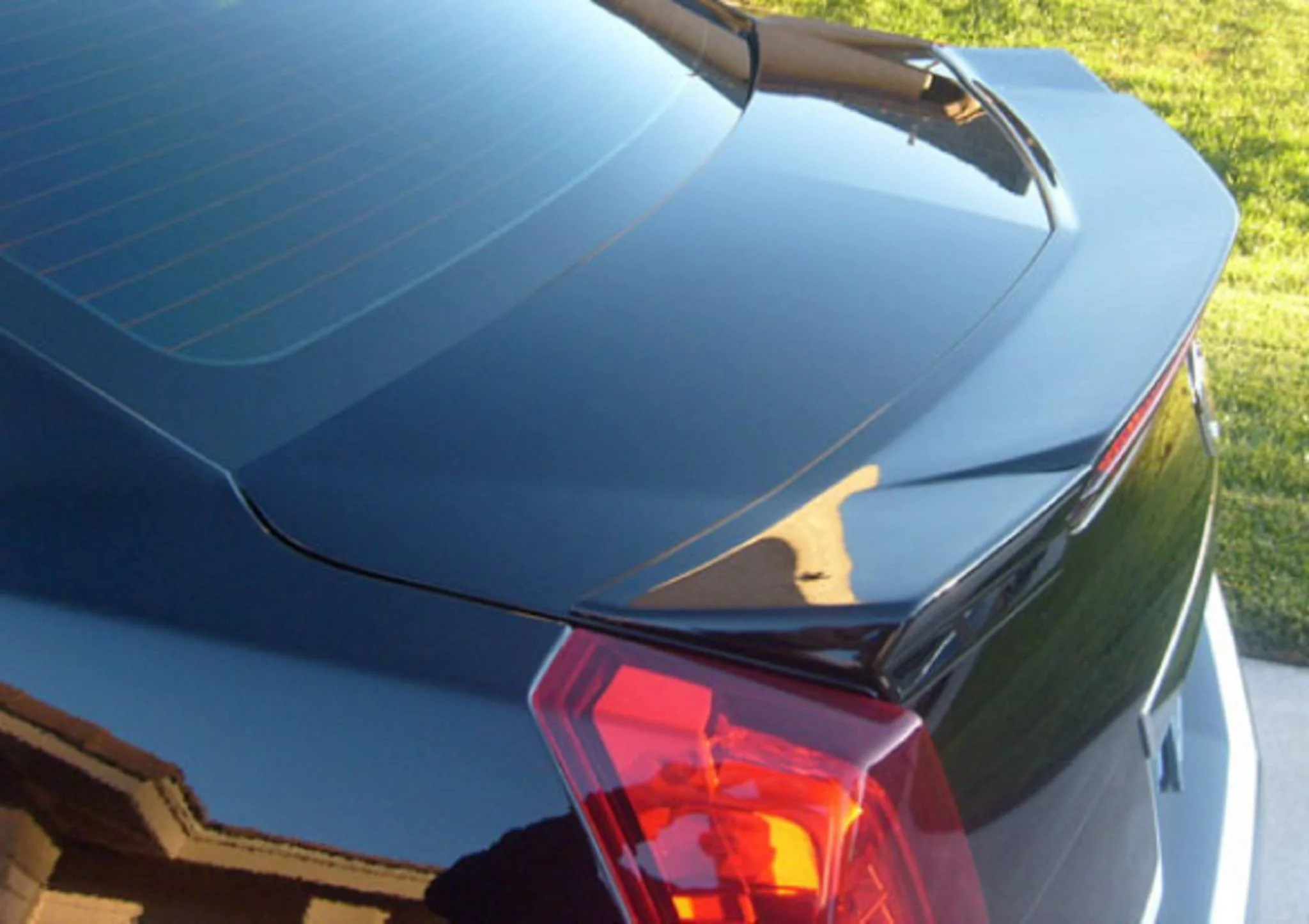 Cadillac CTS Sedan (Not V-Type) Custom Flush No Light Spoiler (2008-2013)
