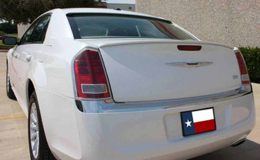 Chrysler 300 Custom Lip No Light Spoiler (2011-2023)