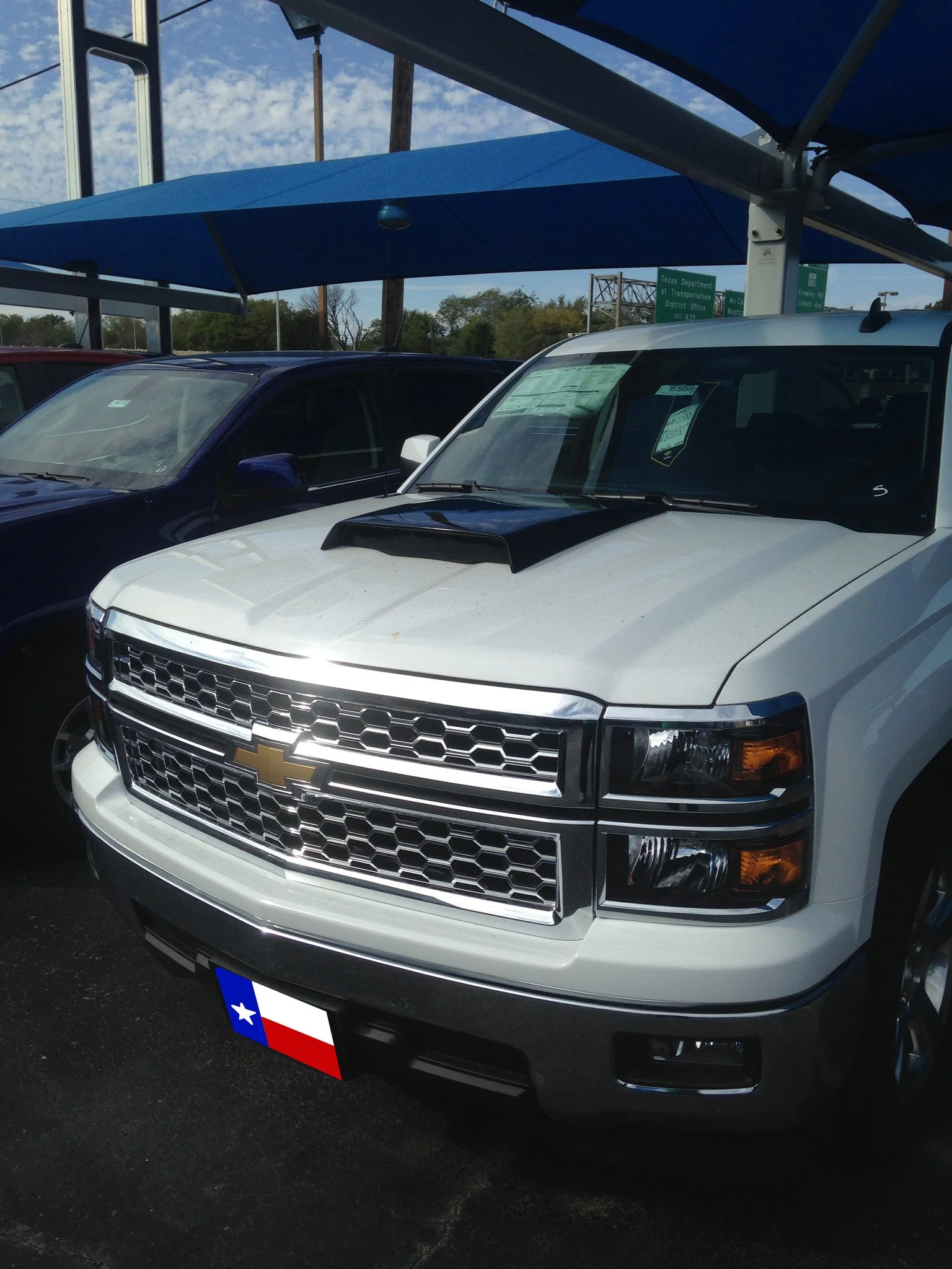 Chevrolet Silverado Custom Hood Scoop (2014-2015)